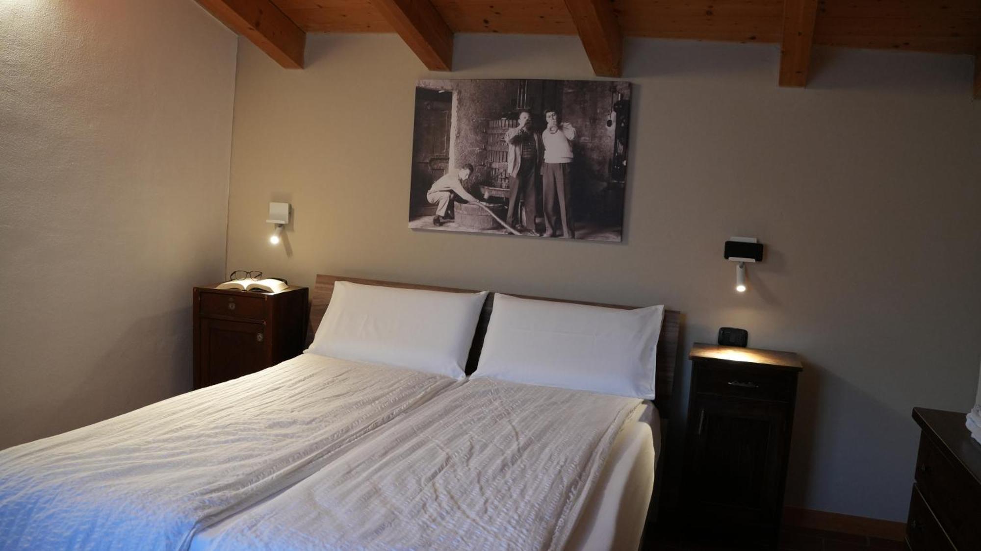 Residence La Colombera Riva del Garda Room photo