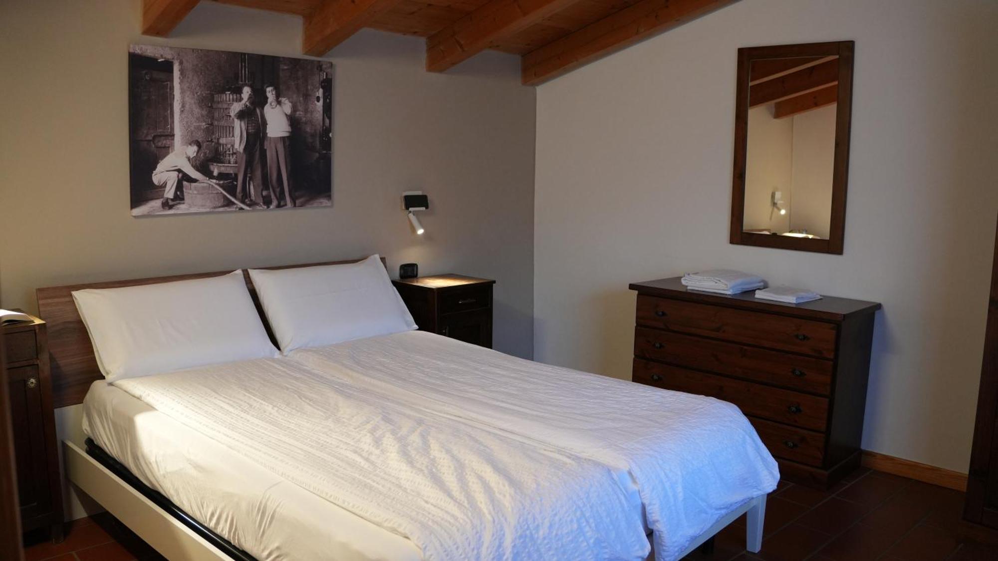 Residence La Colombera Riva del Garda Room photo