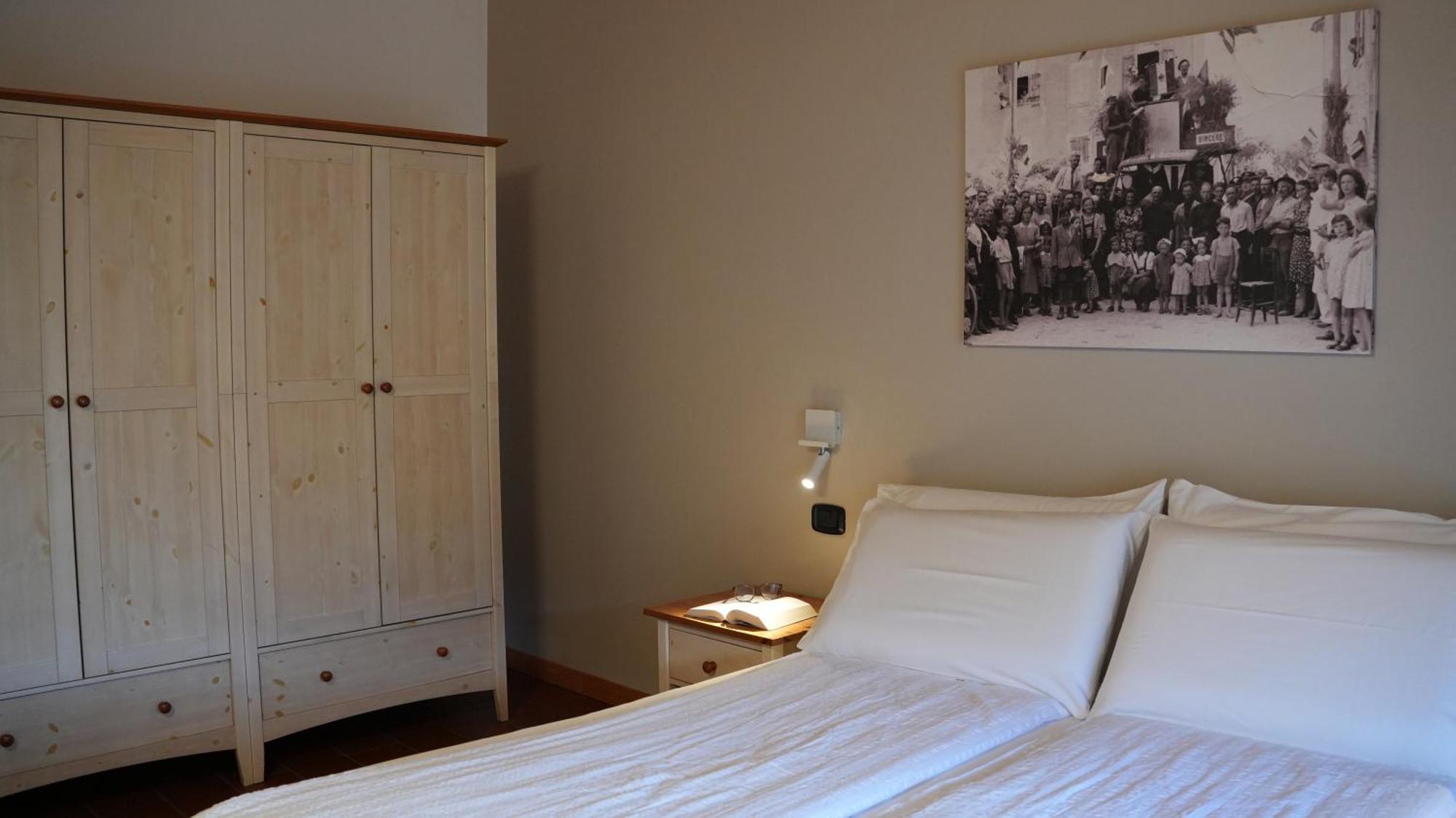 Residence La Colombera Riva del Garda Room photo