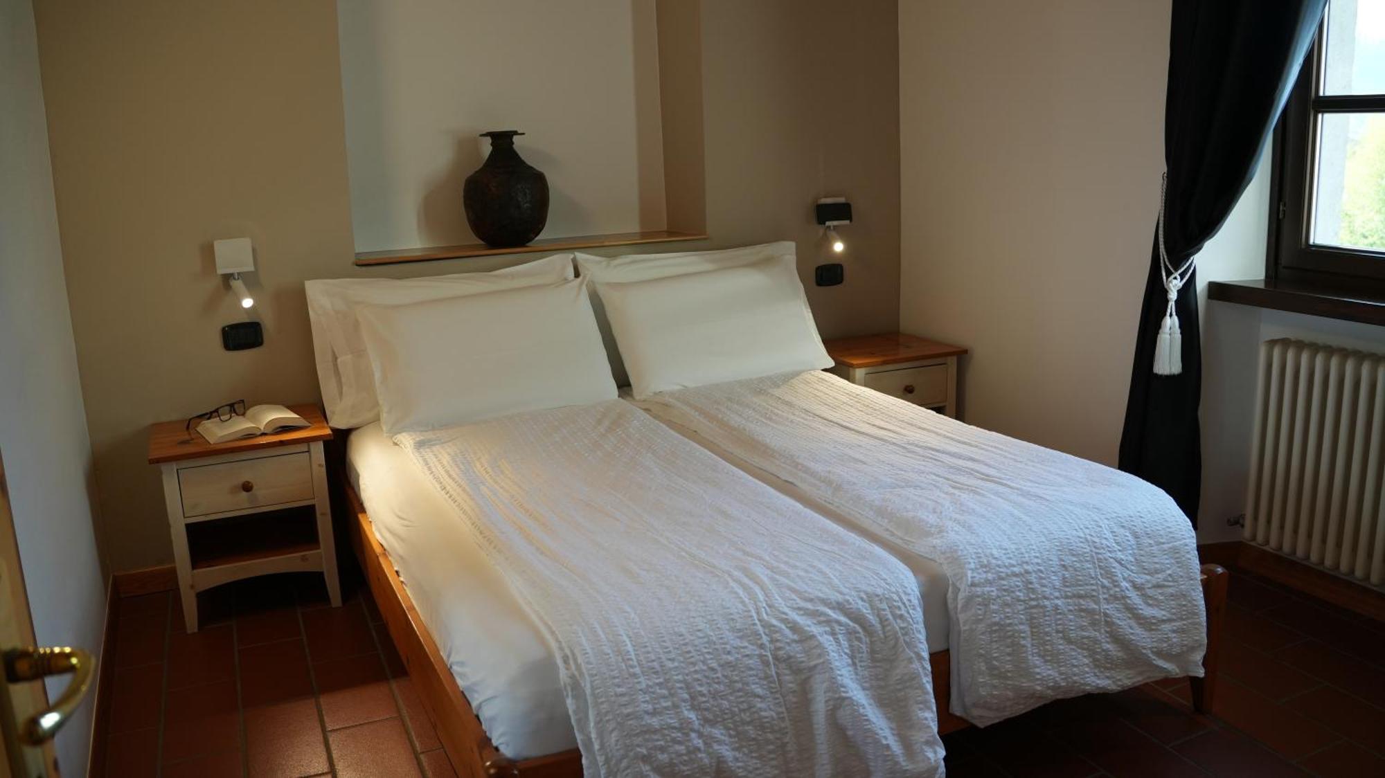 Residence La Colombera Riva del Garda Room photo