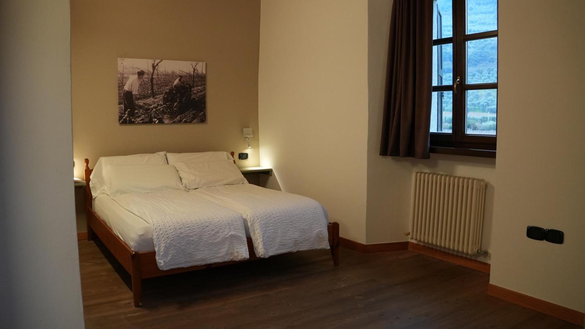 Residence La Colombera Riva del Garda Room photo