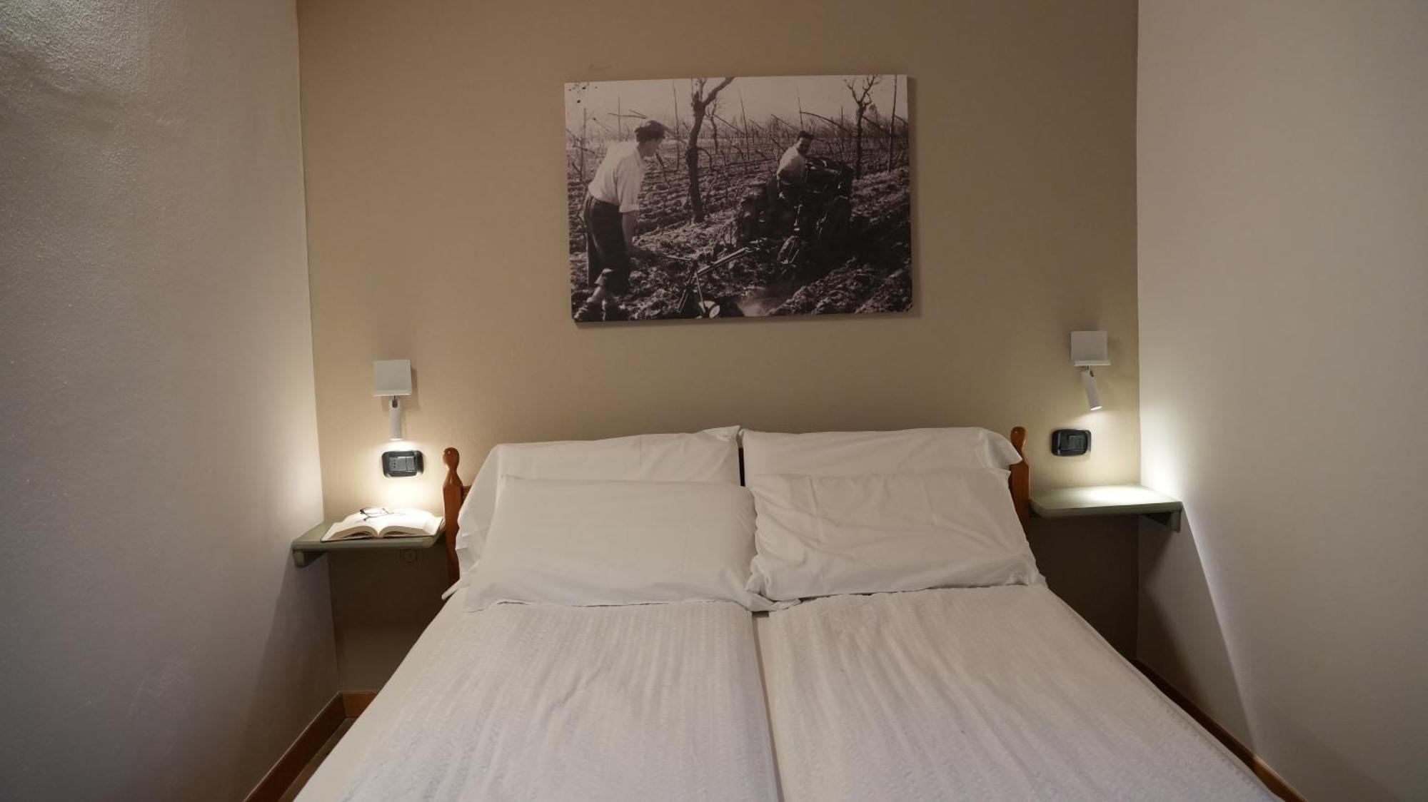 Residence La Colombera Riva del Garda Room photo