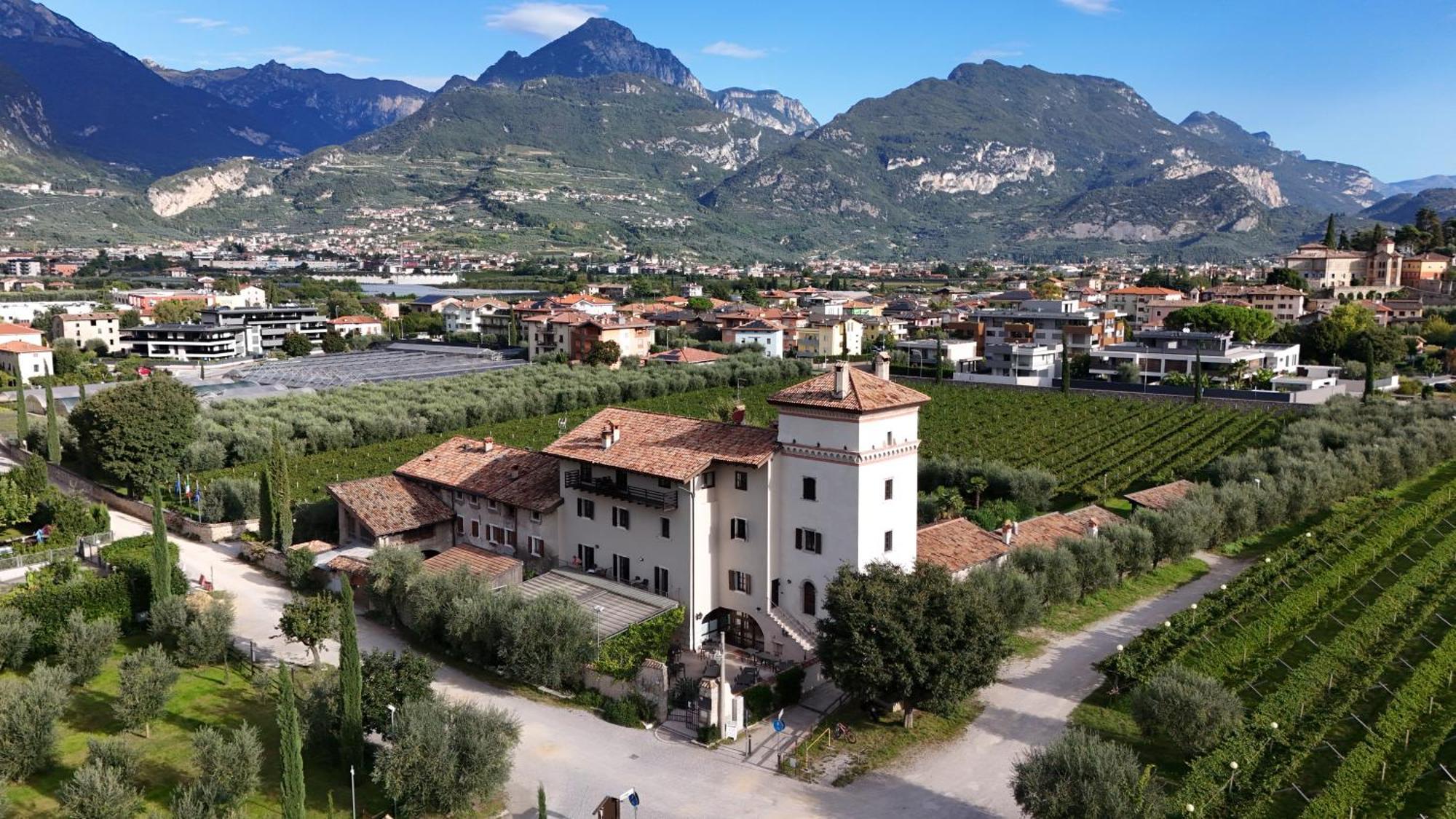 Residence La Colombera Riva del Garda Exterior photo
